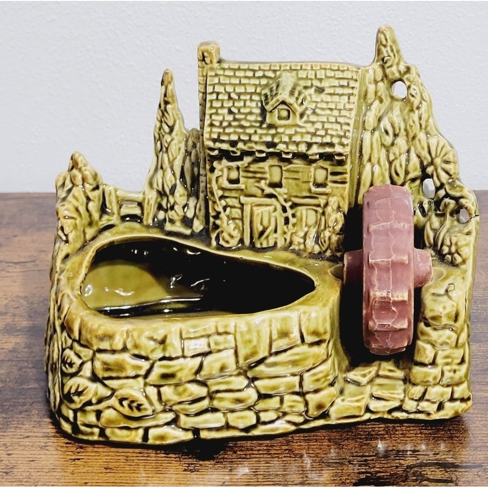 Vintage‎ Green Planter Cottage Shawnee U.S.A 769 Ceramic Grist Mill Water Wheel